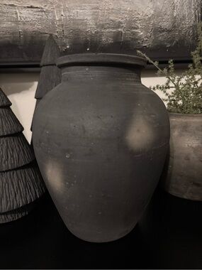 Handcrafted Black Vintage Style Ceramic Vase